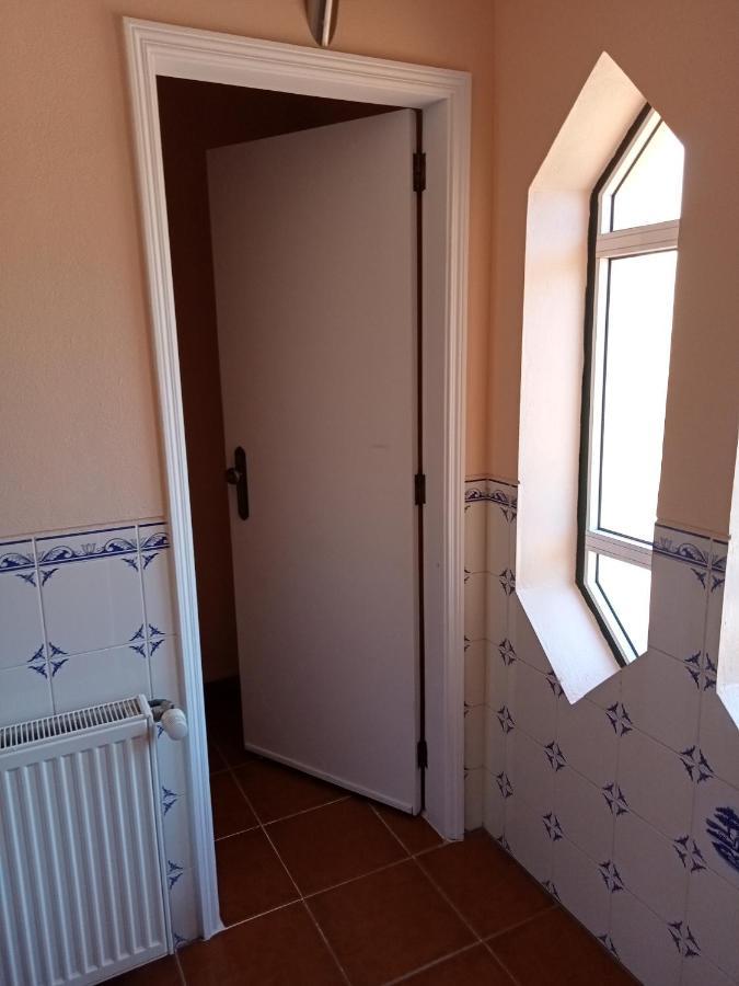 Alojamento Local - Casa Amarela Apartment Alvaiazere Bagian luar foto