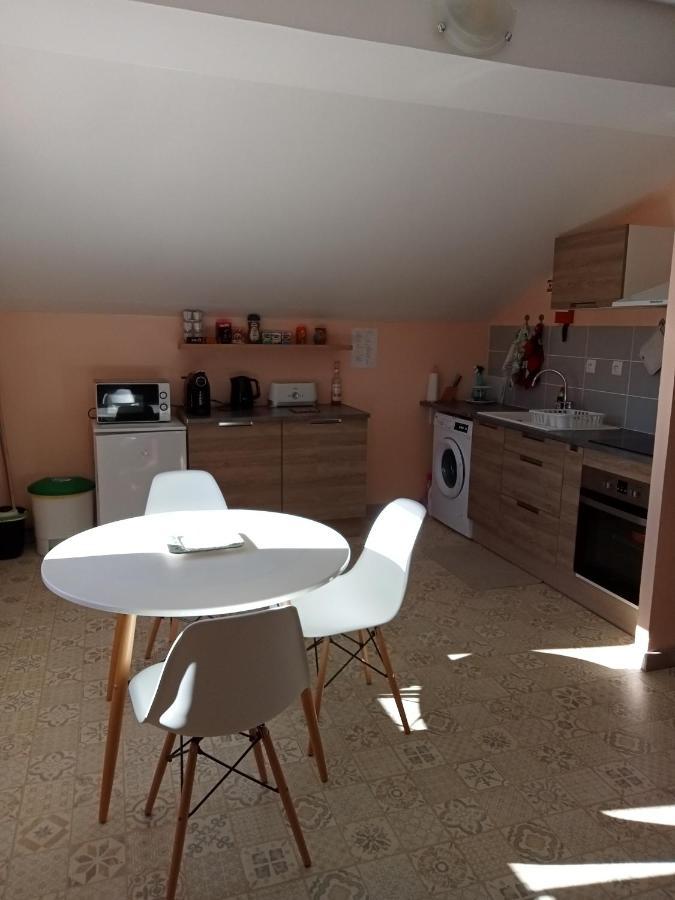 Alojamento Local - Casa Amarela Apartment Alvaiazere Bagian luar foto